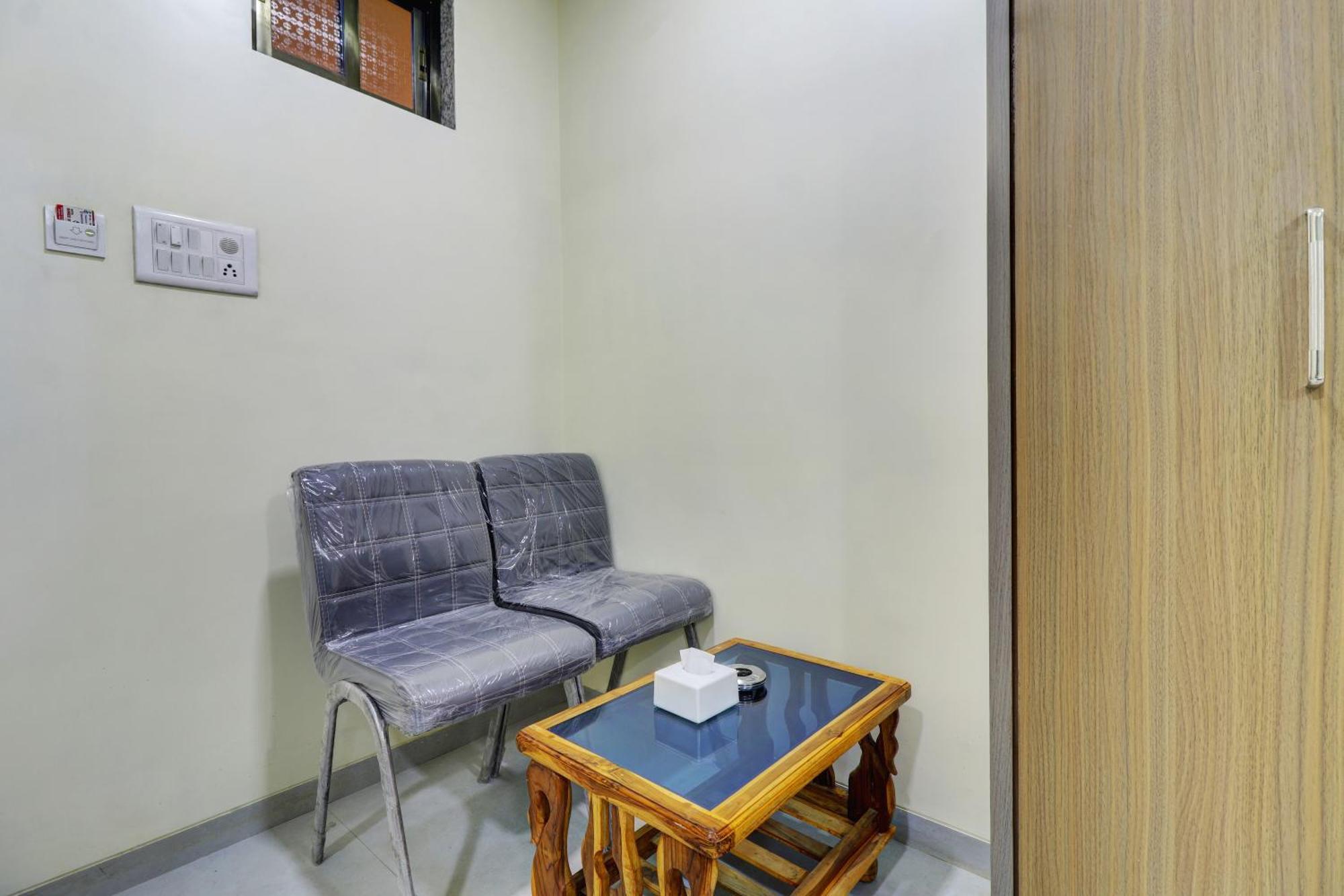 Hotel Shree Residency Lodging & Boarding نافي مومباي المظهر الخارجي الصورة