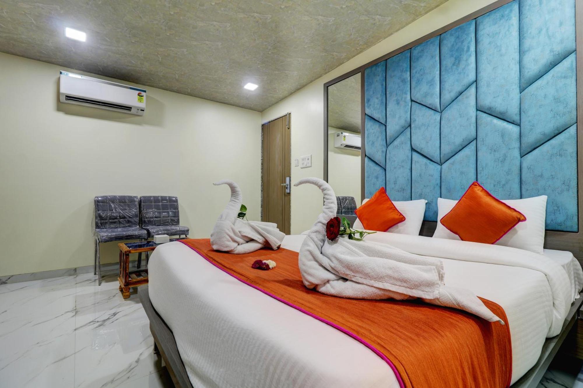 Hotel Shree Residency Lodging & Boarding نافي مومباي المظهر الخارجي الصورة