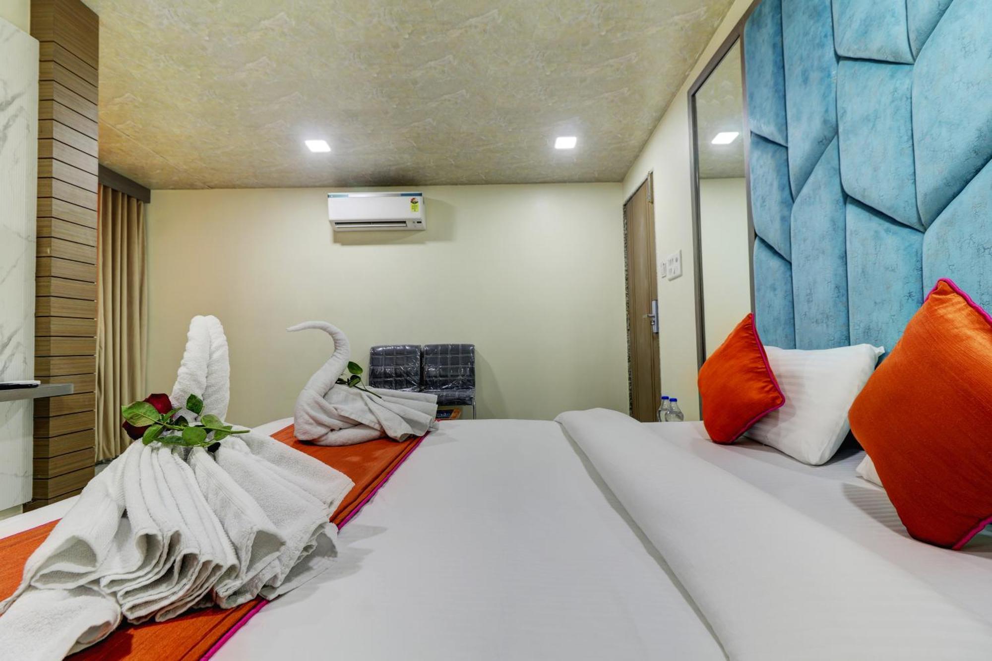 Hotel Shree Residency Lodging & Boarding نافي مومباي المظهر الخارجي الصورة