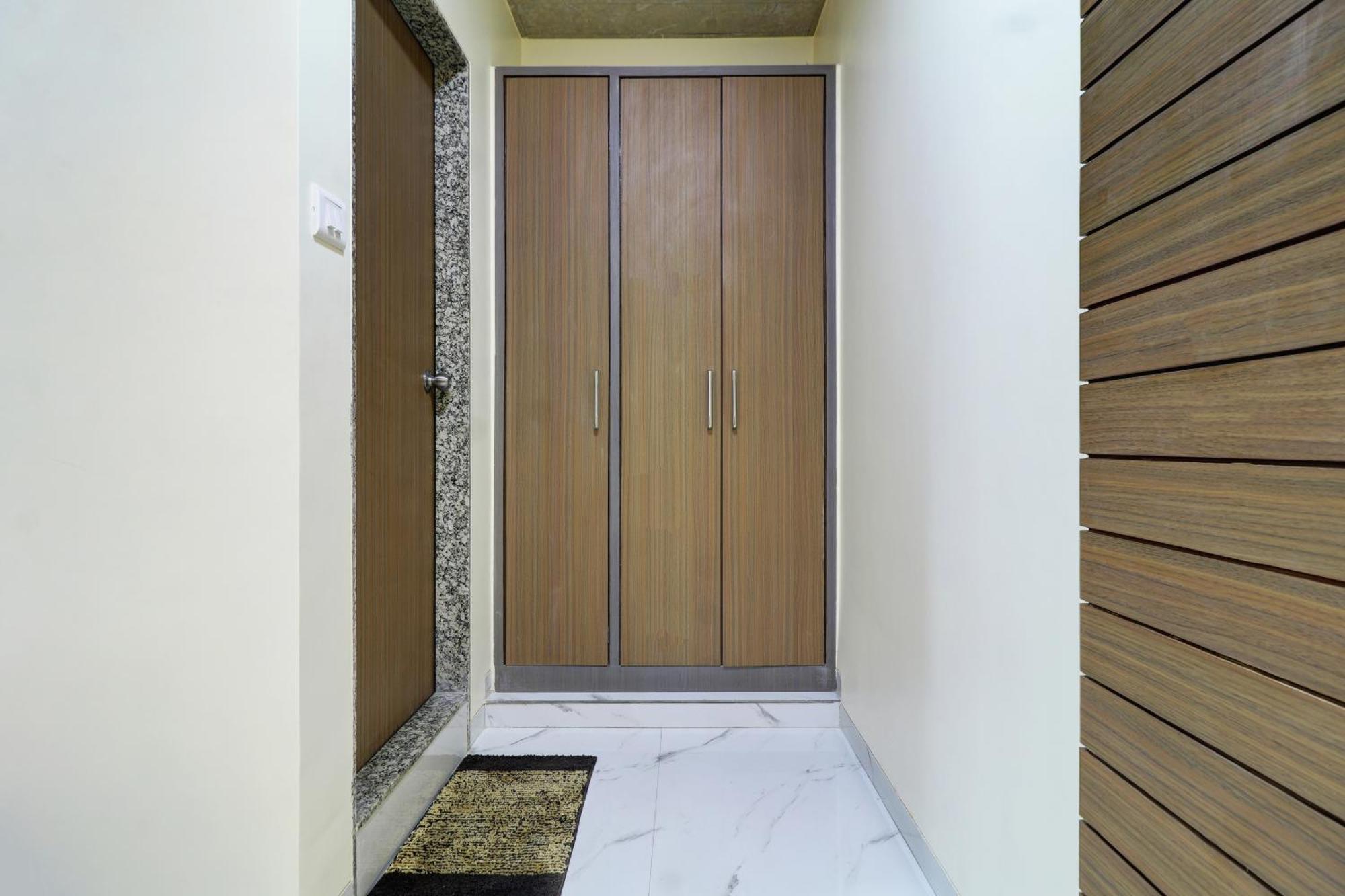 Hotel Shree Residency Lodging & Boarding نافي مومباي المظهر الخارجي الصورة