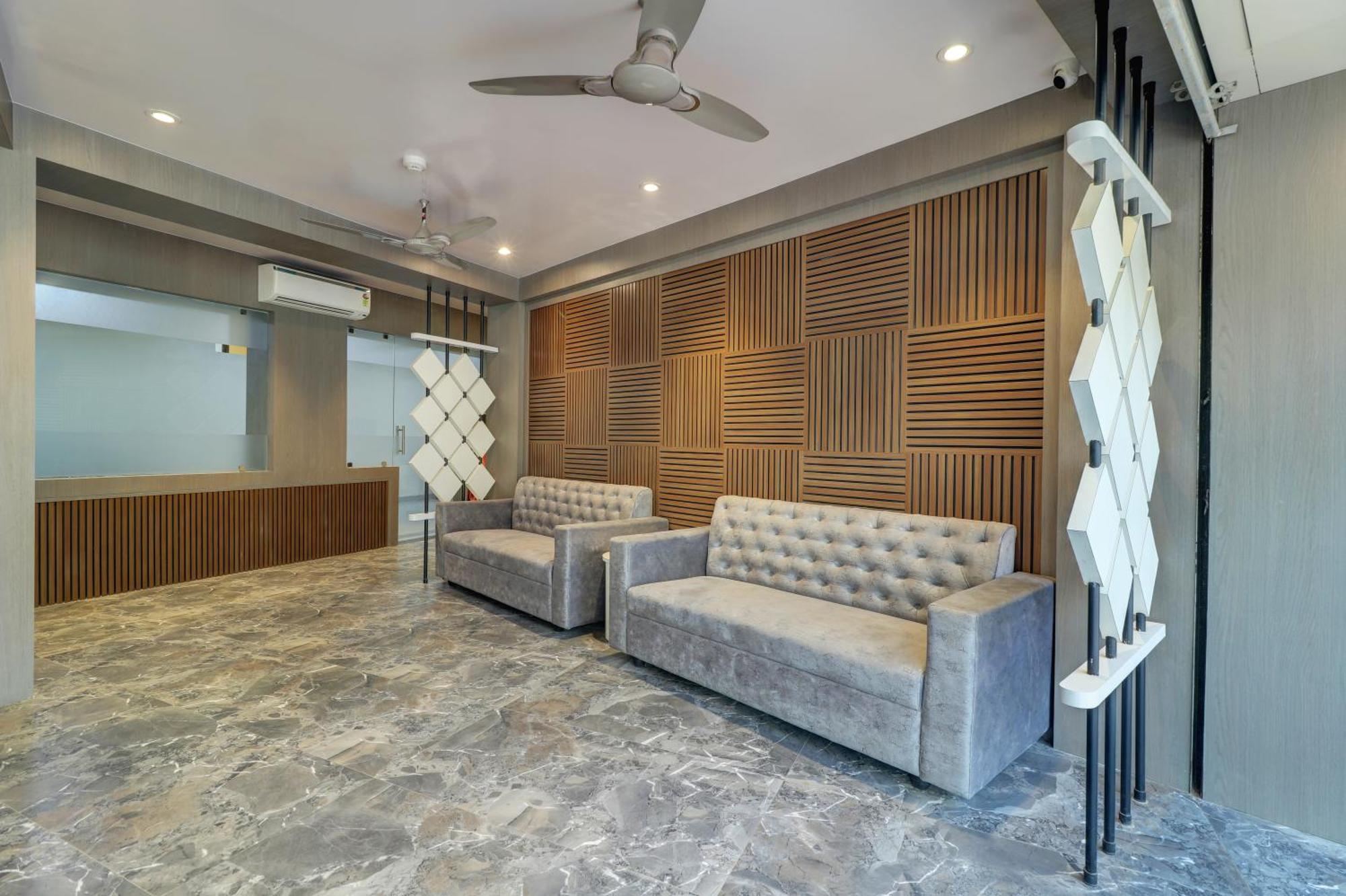 Hotel Shree Residency Lodging & Boarding نافي مومباي المظهر الخارجي الصورة